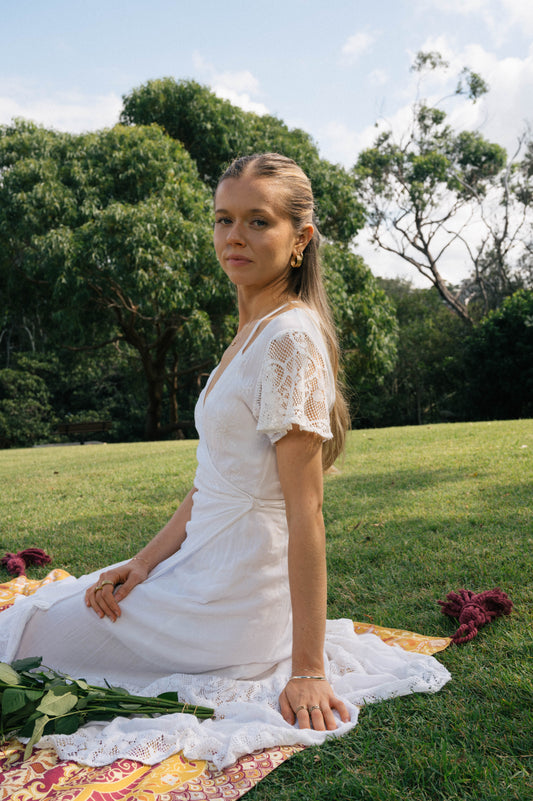 Vintage white wrap dress lace sleeve detail - Lemon Lane Vintage